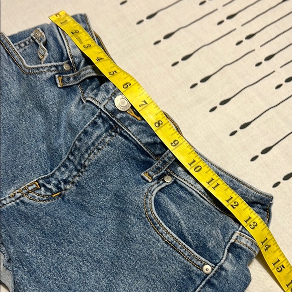 Sunday Best Blue Jean Shorts with Frayed Hem.  Size 29 - Picture 4 of 10